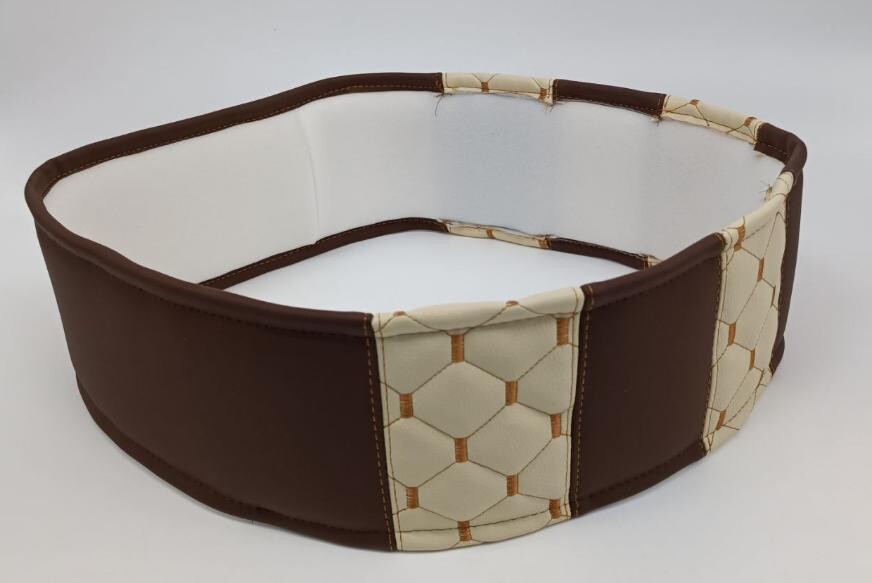 Оплетка руля Экокожа  Ø 45см - коричневая с бежевыми вставками