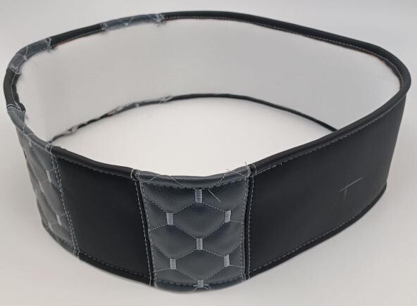 Оплетка руля Экокожа Ø 48см - черная с серыми вставками Оплетка руля Экокожа Ø 48см - черная с серыми вставками