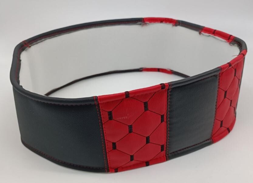 Оплетка руля Экокожа  Ø 50см - черная с красными вставками