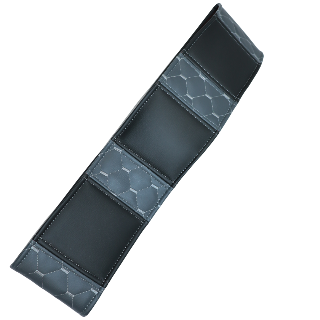 Оплетка руля Экокожа Ø 50см - черная с серыми вставками Оплетка руля Экокожа Ø 50см - черная с серыми вставками