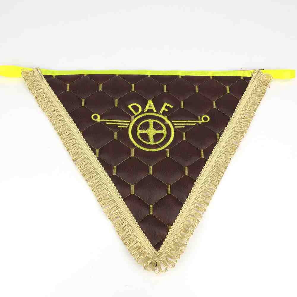 Вымпел треугольный экокожа DAF коричневый