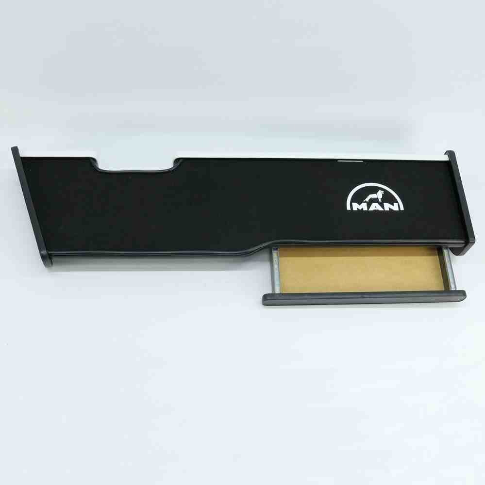 Полка кабины длинная MAN TGX\черная.\с вырезом под датчик полос\Euro6\Graphite\ Полка кабины длинная MAN TGX\черная.\с вырезом под датчик полос\Euro6\Graphite\