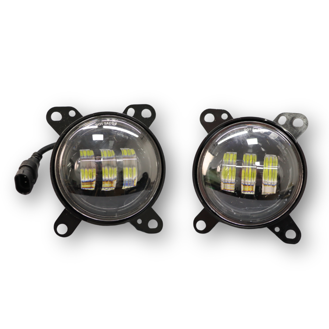 Фара противотуманная DAF XF105, 95 (2002-2013) LED, левая-правая (FERZE) Фара противотуманная DAF XF105, 95 (2002-2013) LED, левая-правая (FERZE)