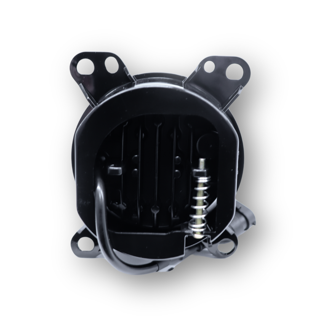 Фара противотуманная DAF XF105, 95 (2002-2013) LED, 24V, 30W, с ходовыми огнями, желтый, белый, левая-правая (FERZE) Фара противотуманная DAF XF105, 95 (2002-2013) LED, 24V, 30W, с ходовыми огнями, желтый, белый, левая-правая (FERZE)