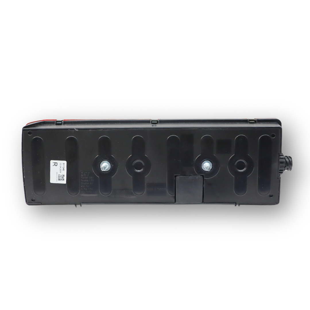 Фонарь задний диодный SCANIA R (2010→)с разъемом AMP \прав.\ Фонарь задний диодный SCANIA R (2010→)с разъемом AMP \прав.\