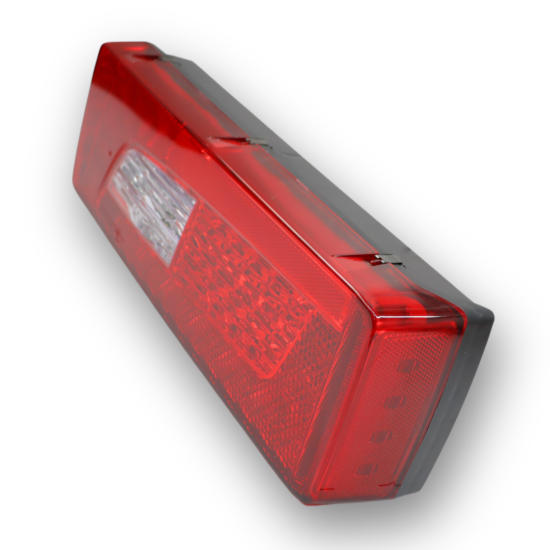 Фонарь задний диодный SCANIA R (2010→)с разъемом AMP \прав.\ Фонарь задний диодный SCANIA R (2010→)с разъемом AMP \прав.\