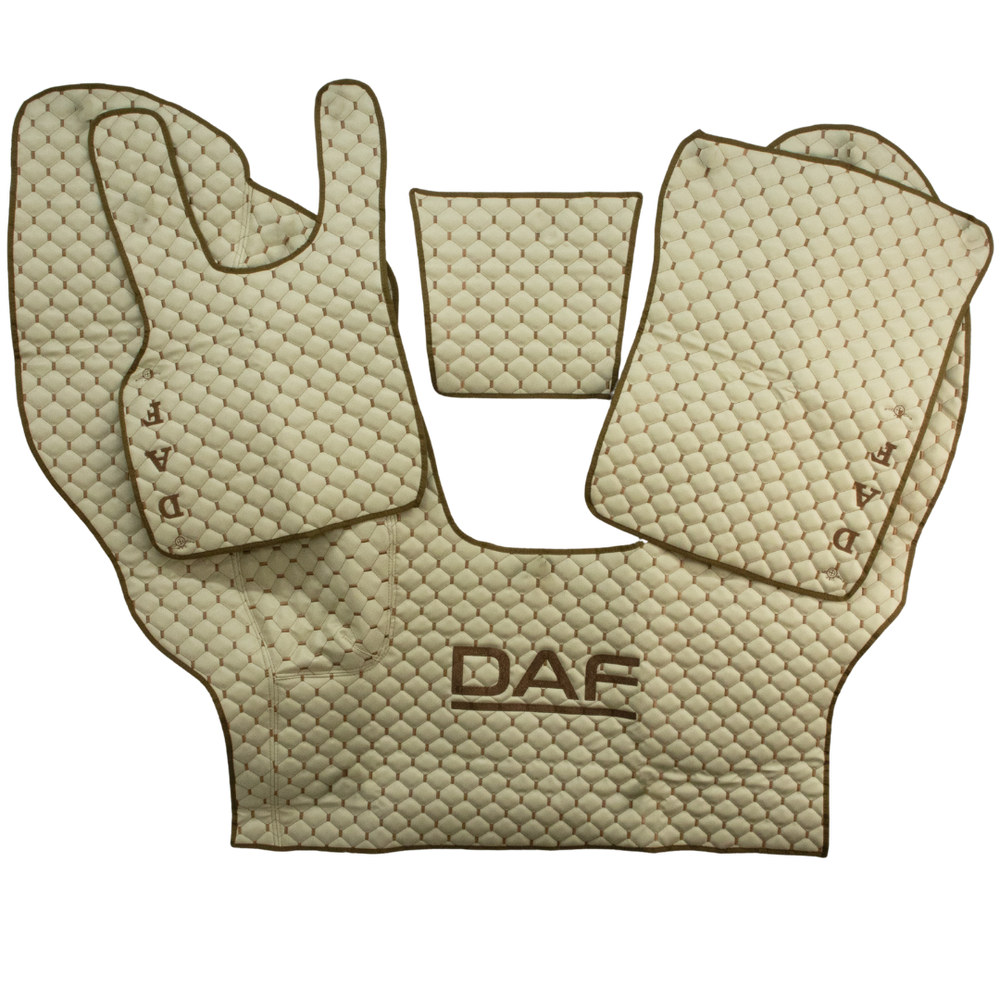 Килимок Екошкіра DAF CF85 2000-2013; МКПП, бежевий, вишивка, АСП Килимок Екошкіра DAF CF85 2000-2013; МКПП, бежевий, вишивка, АСП