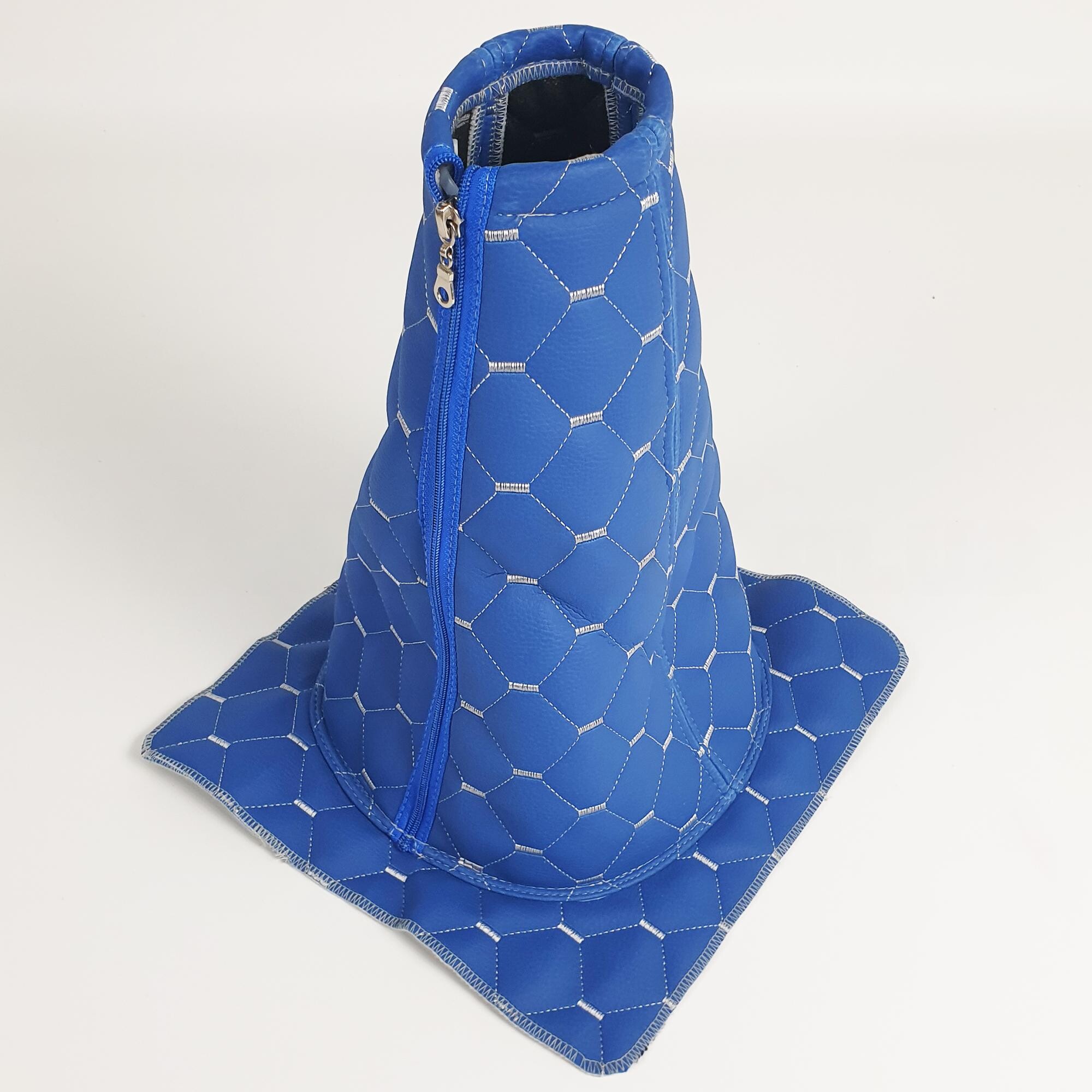 Чехол КПП экокожа DAF, Volvo синий Чехол КПП экокожа DAF, Volvo синий