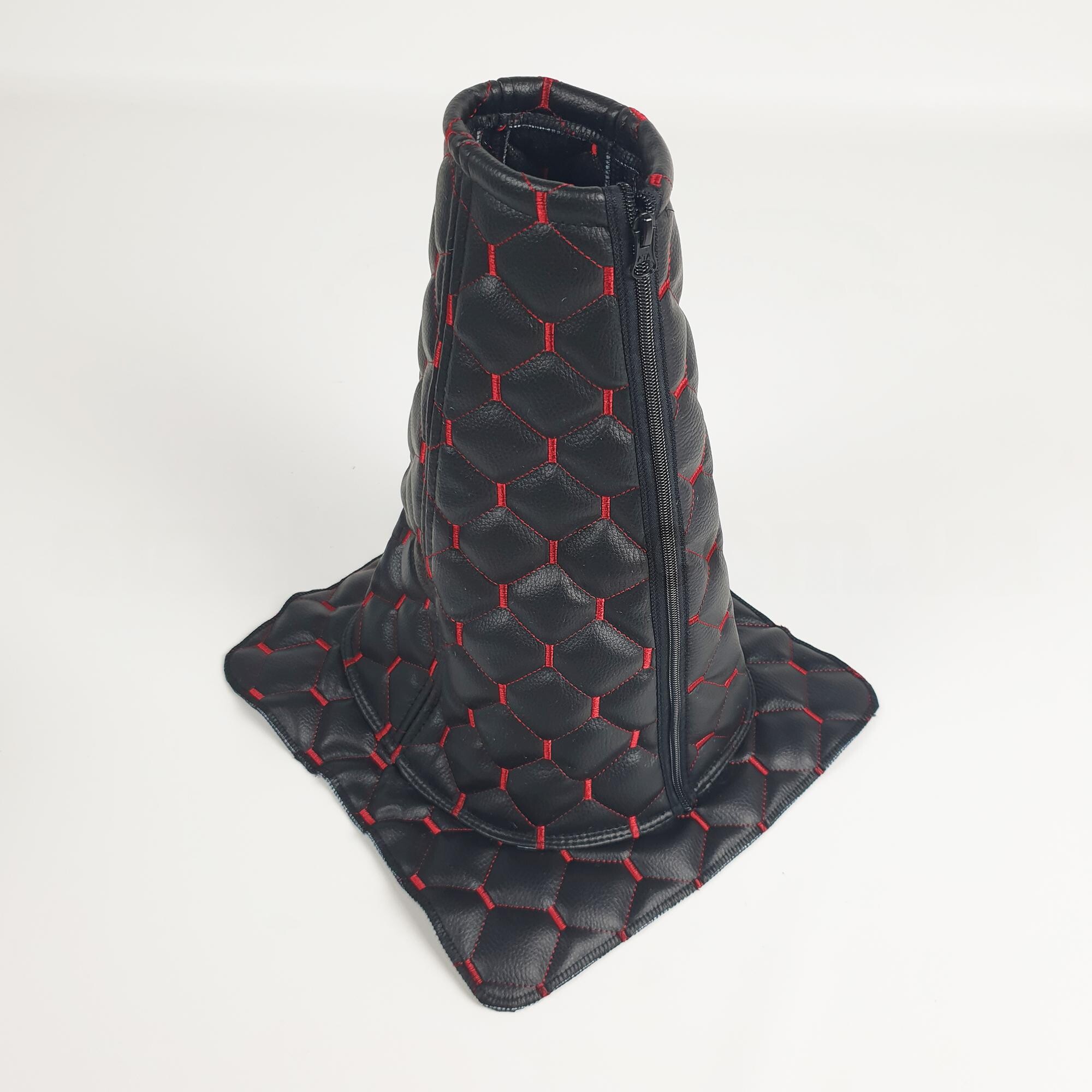 Чехол КПП экокожа DAF, Volvo черный Чехол КПП экокожа DAF, Volvo черный