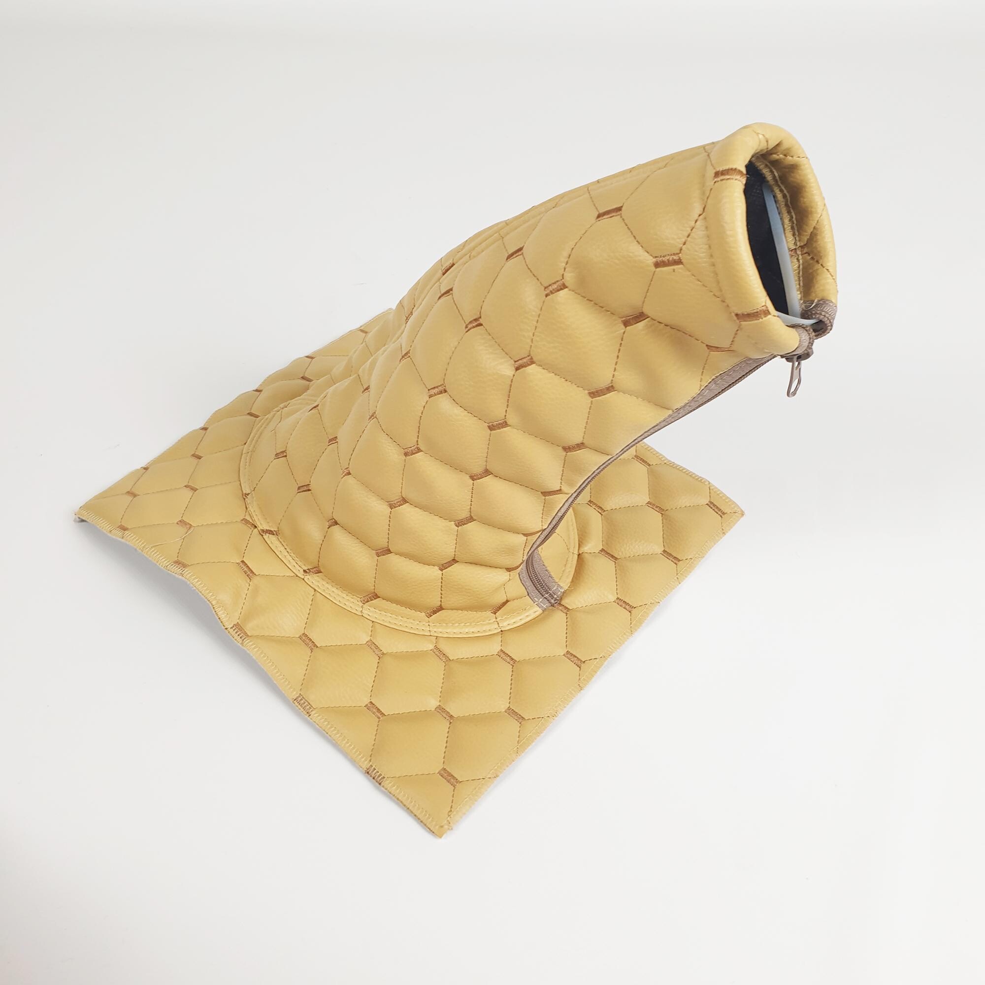 Чохол КПП екошкіра MAN, Renault бежевий Чохол КПП екошкіра MAN, Renault бежевий