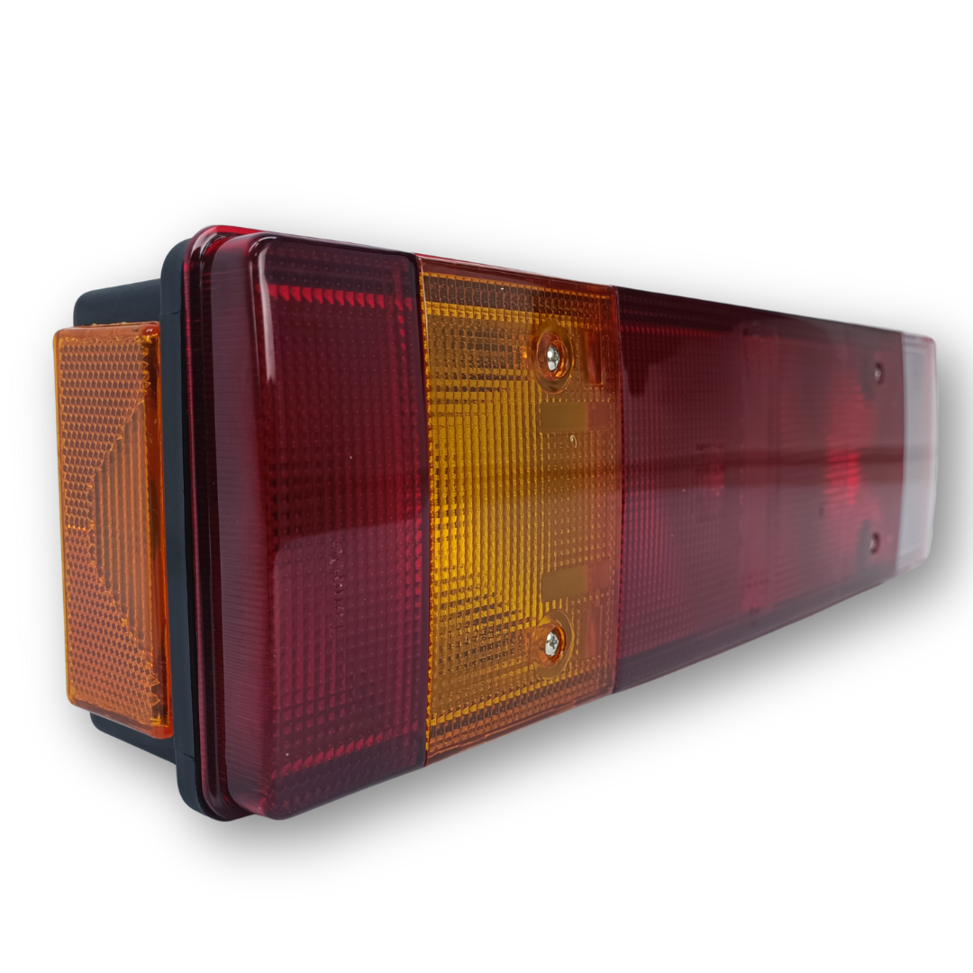 Фонарь задний DAF XF-CF-LF \левый\ с разъемом "AMP" Фонарь задний DAF XF-CF-LF \левый\ с разъемом "AMP"