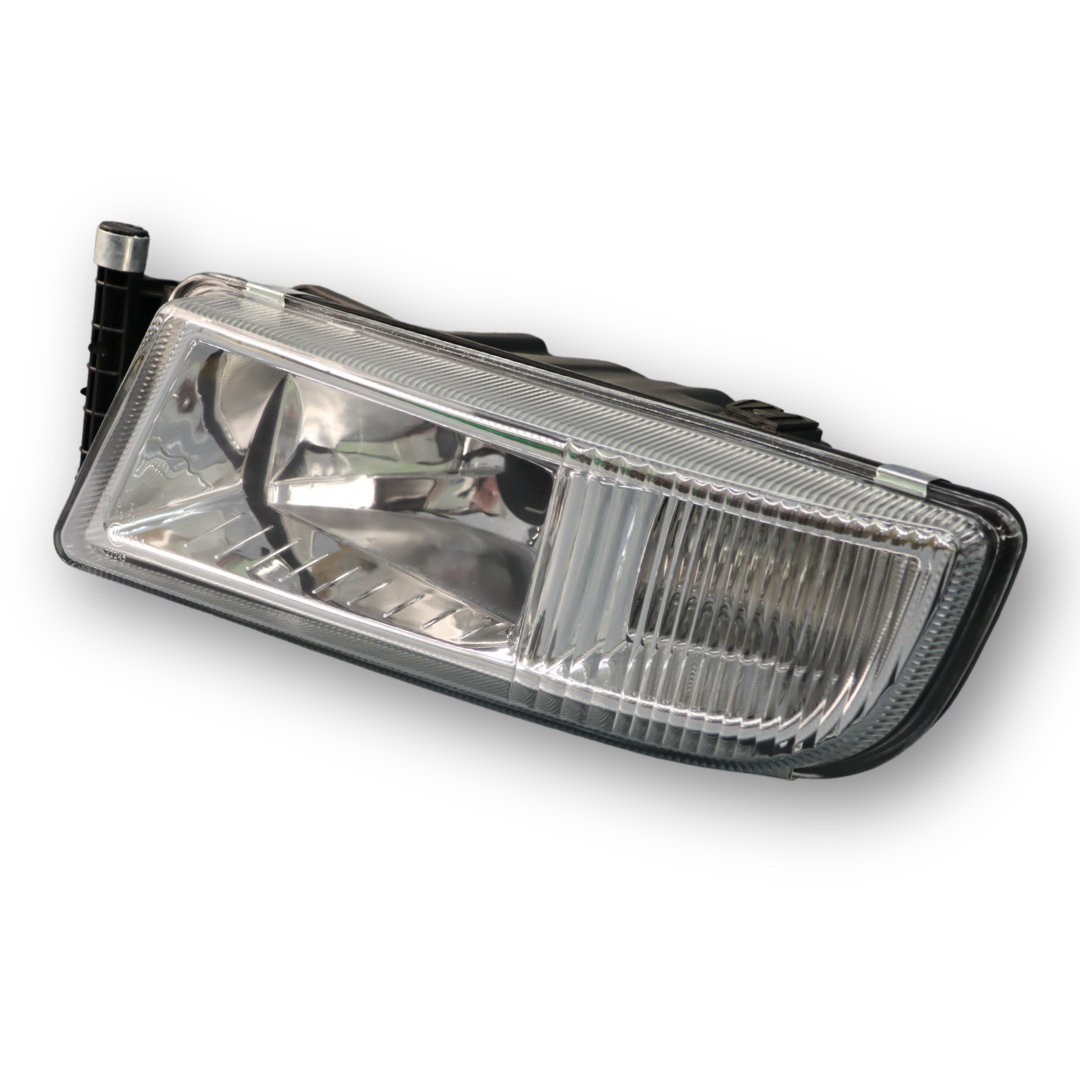 Фара противотуманная MAN TGS, TGX (2007 - ...) H3, H4, левая (C.F.BERG) Фара противотуманная MAN TGS, TGX (2007 - ...) H3, H4, левая (C.F.BERG)