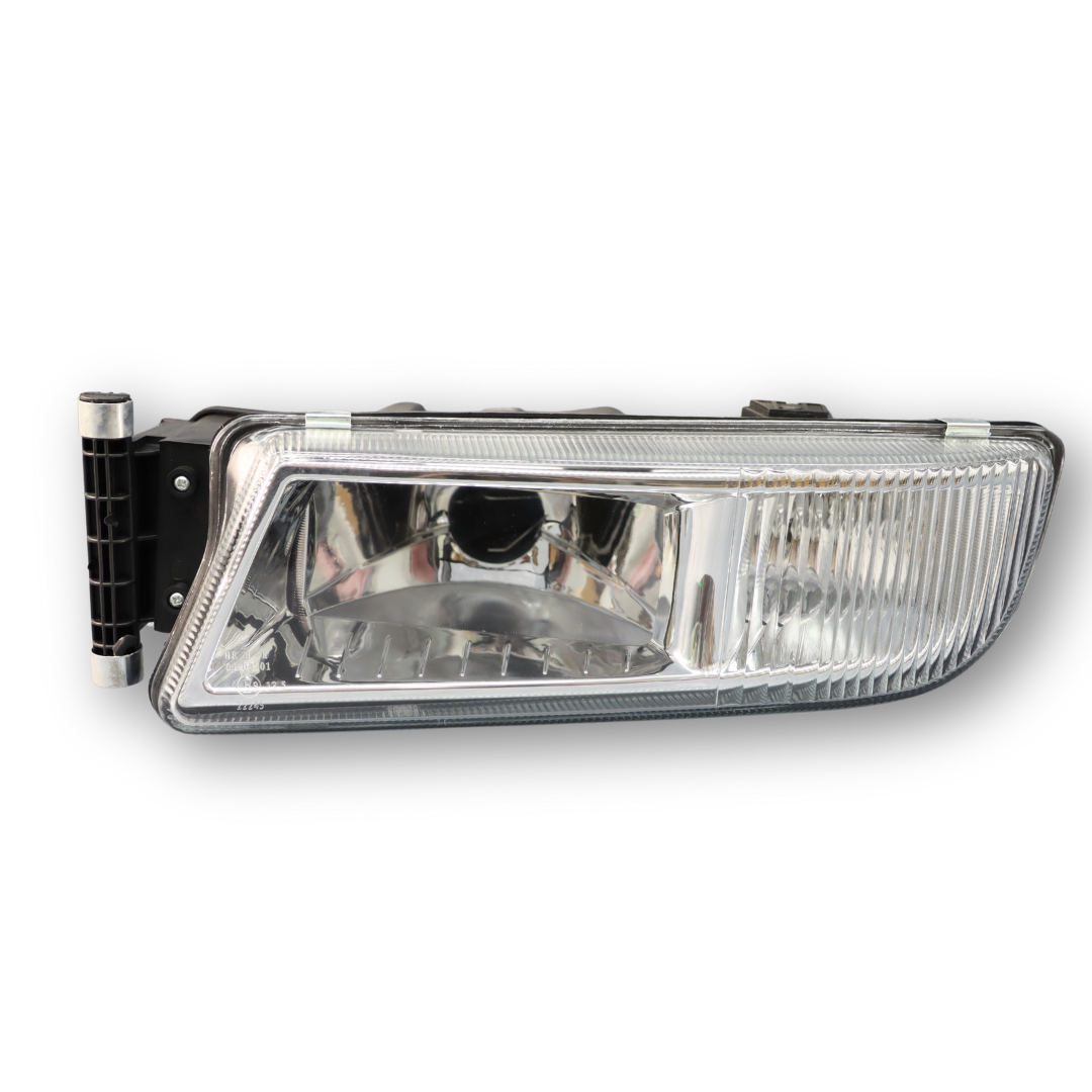 Фара противотуманная MAN TGS, TGX (2007 - ...) H3, H4, левая (C.F.BERG) Фара противотуманная MAN TGS, TGX (2007 - ...) H3, H4, левая (C.F.BERG)