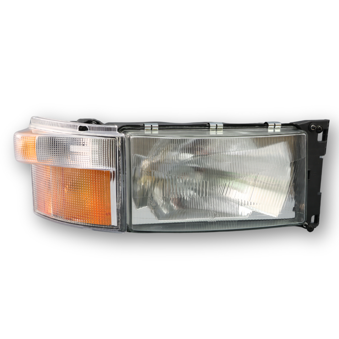 Фара SCANIA 114, 124, R, P, G (1996-2019) с указателем поворота, правая (C.F.Berg) Фара SCANIA 114, 124, R, P, G (1996-2019) с указателем поворота, правая (C.F.Berg)