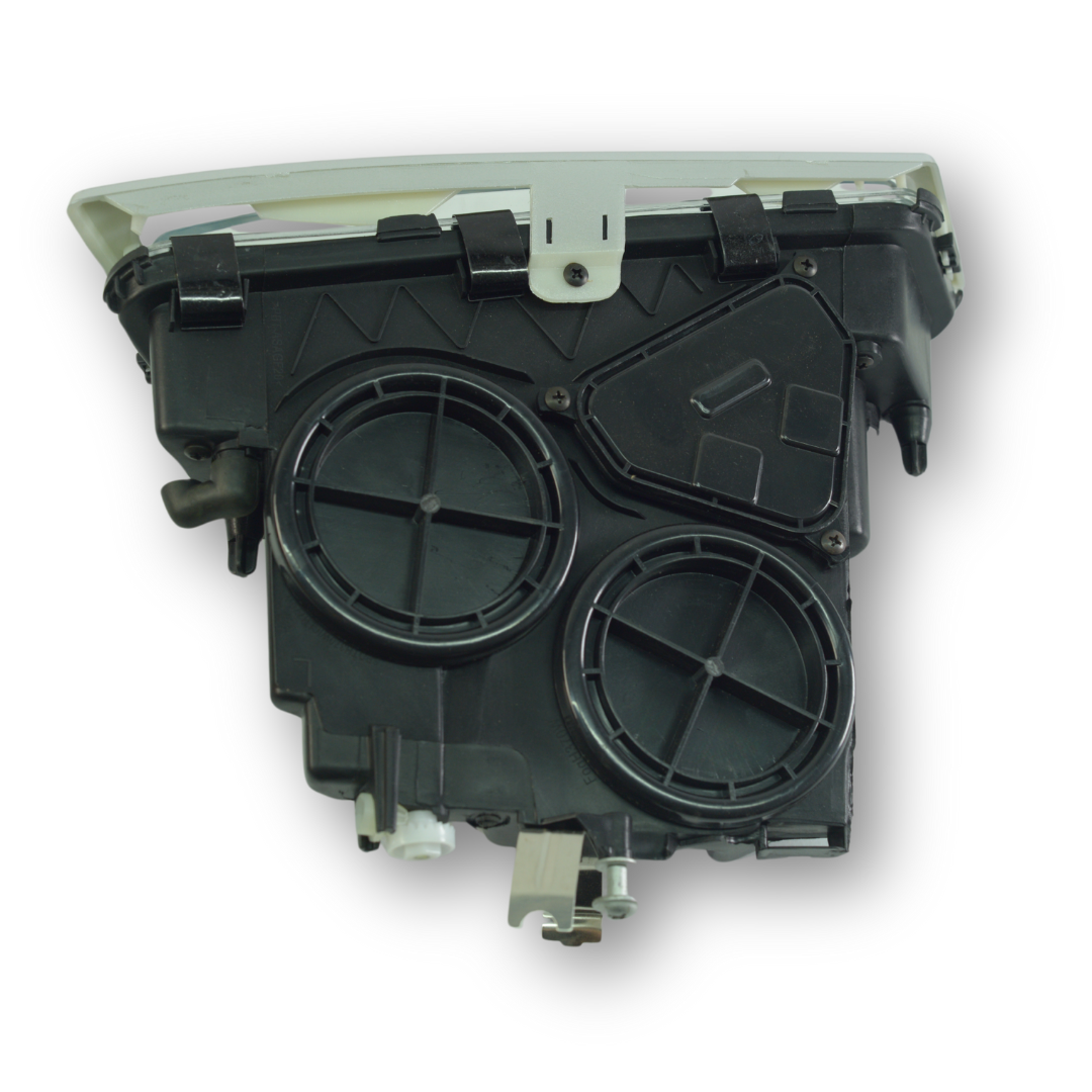 Фара противотуманная VOLVO FH, FH16, FM (2005- ...) 2 лампы H3, левая (C.F.BERG) Фара противотуманная VOLVO FH, FH16, FM (2005- ...) 2 лампы H3, левая (C.F.BERG)