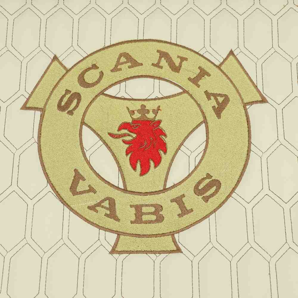 Полка кабины длинная SCANIA 420 R бежевая с вышивкой\ST- Экокожа стёжка\