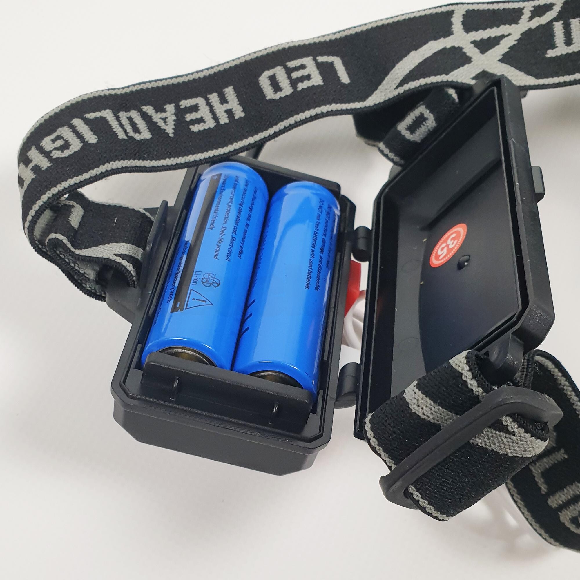 Фонарик налобный 2 АКБ+ зарядный кабель WD140 Фонарик налобный 2 АКБ+ зарядный кабель WD140