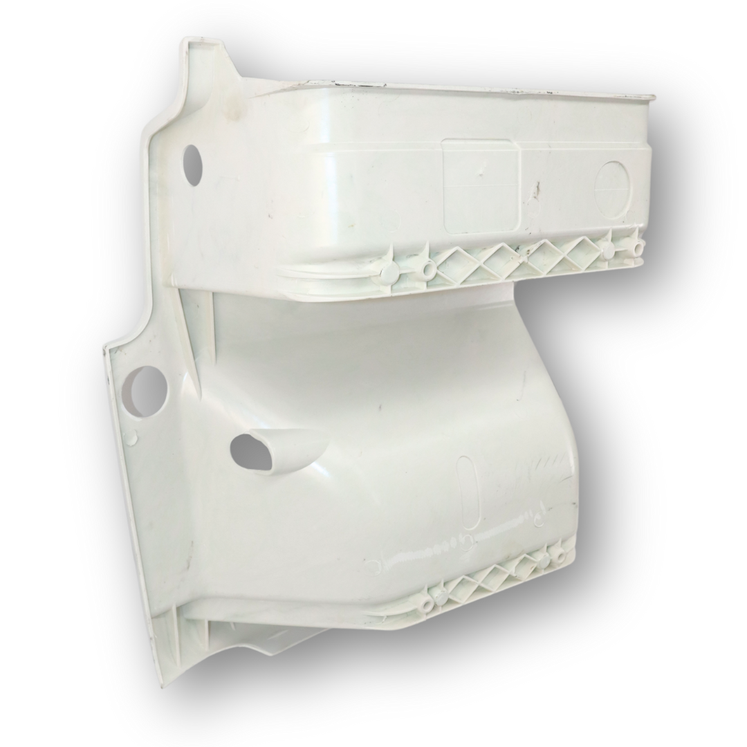 Ступень нижняя пластик RENAULT PREMIUM II ROUTE - LANDER (2007→) правая Ступень нижняя пластик RENAULT PREMIUM II ROUTE - LANDER (2007→) правая