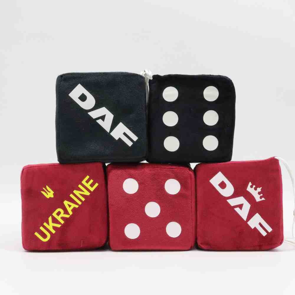 Кубик в кабину с присоской велюр (10*10)