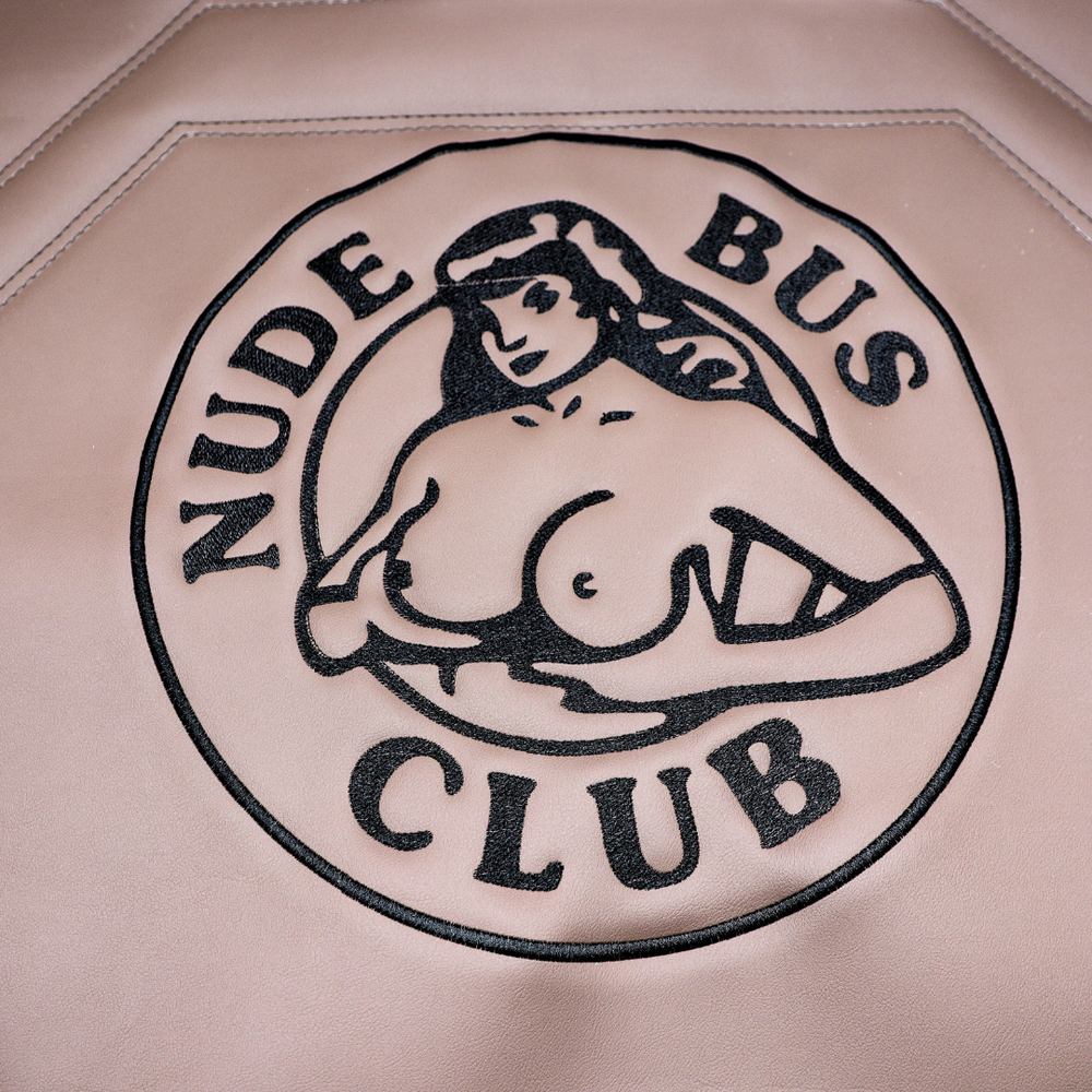 Коврик 3D Экокожа SCANIA R 2014-2016; рестайлинг 2017;АКПП, с вышивкой "NUDE BUS CLUB"