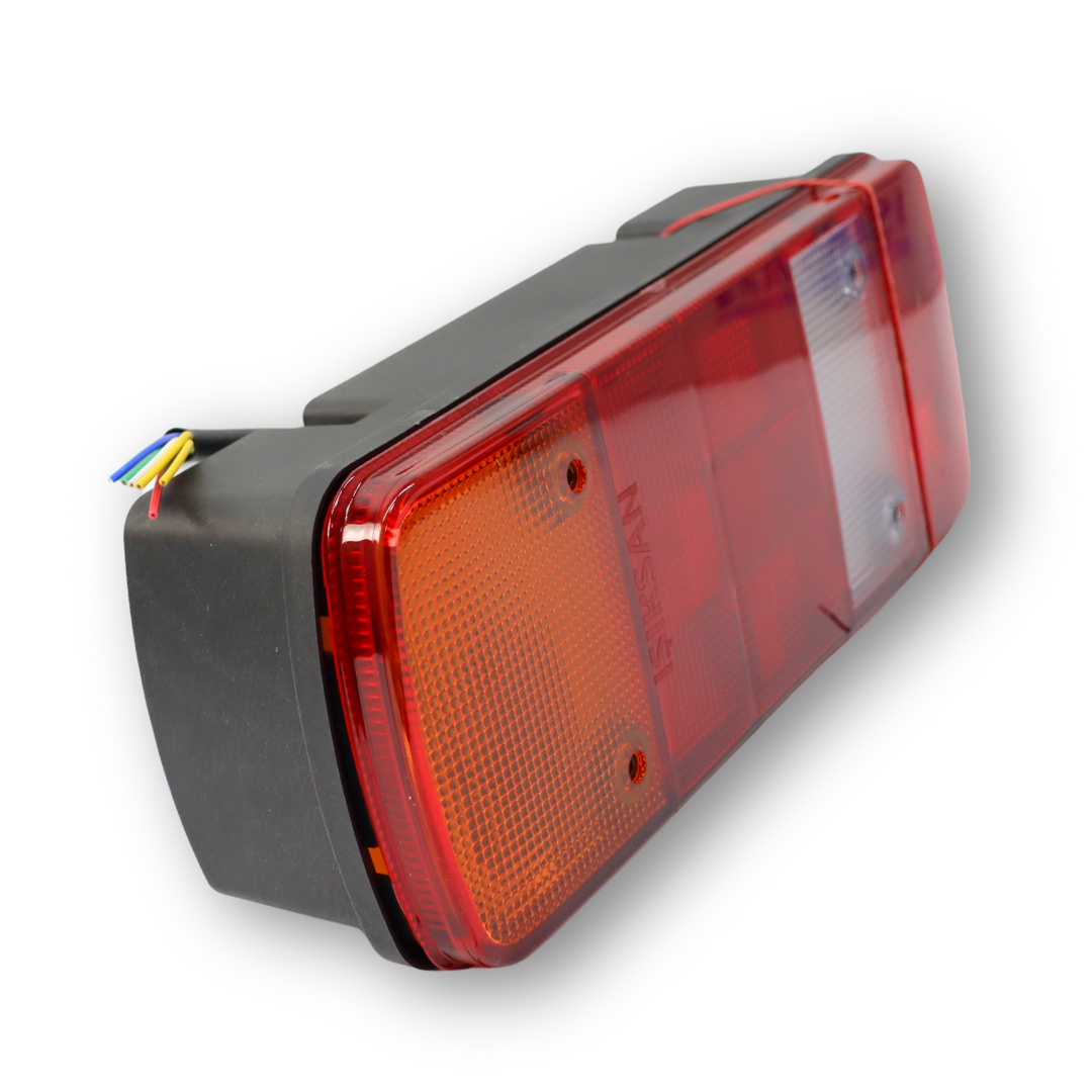 Фонарь задний MAN L, VOLVO FL, DAF LF , с кабелем левый (ISS) Фонарь задний MAN L, VOLVO FL, DAF LF , с кабелем левый (ISS)