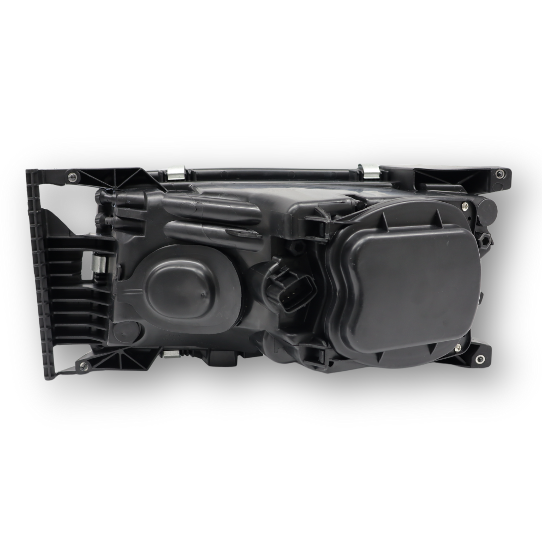 Фара SCANIA R, S, P, G (2016...) ксенон с лампочкой и блоком розжига,правая (TANGDE)