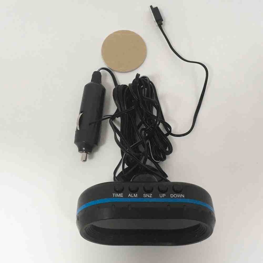 Вольтметр12-24 V \ градусник наруж.- внутр\часы (в прикуриватель) Вольтметр12-24 V \ градусник наруж.- внутр\часы (в прикуриватель)