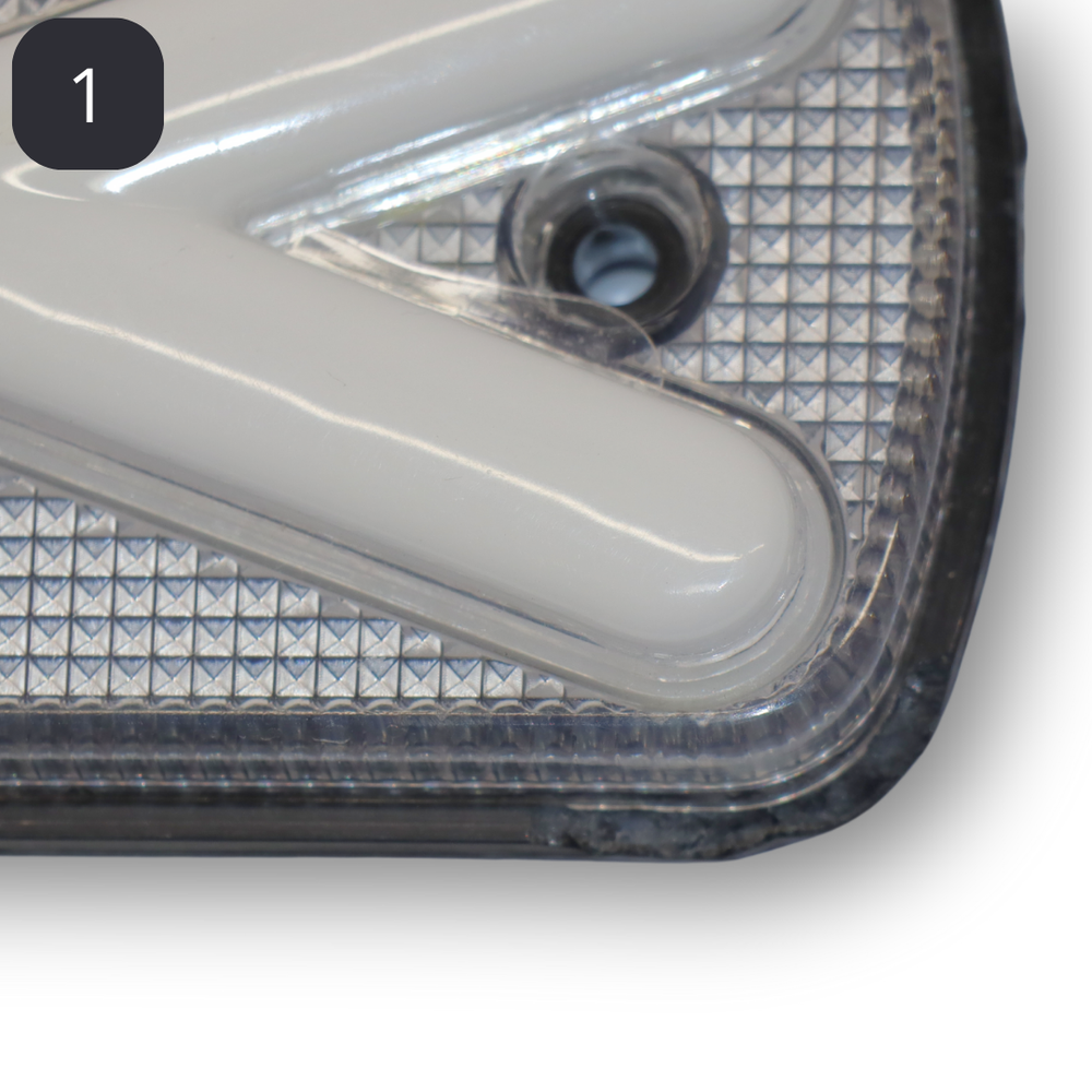 Фонарь габаритный LED 24V белый NEON уценка