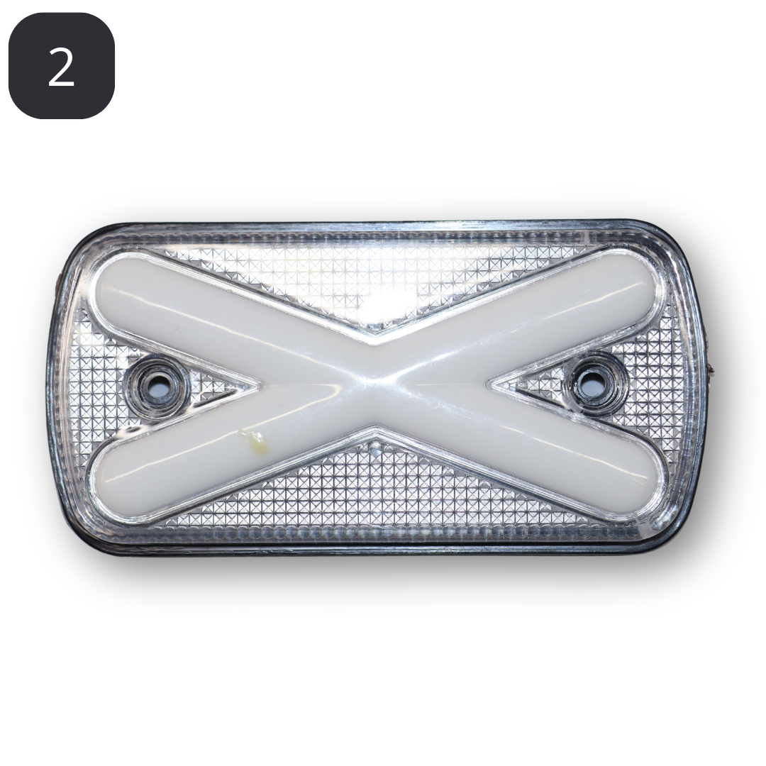Фонарь габаритный LED 24V белый NEON уценка