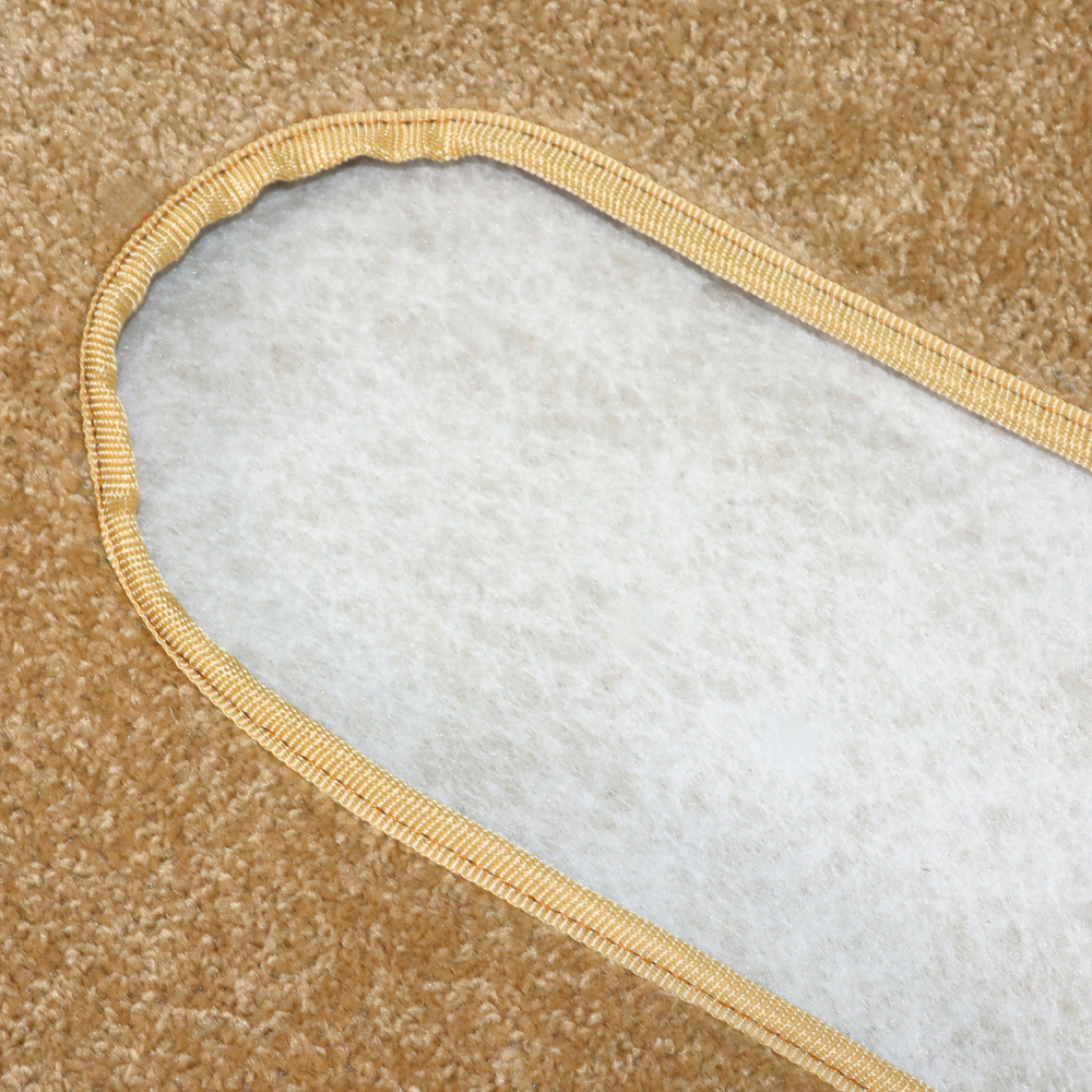 Килимок салону ковролін з кліпсами VOLVO ERO 5, бежевий, Килимок салону ковролін з кліпсами VOLVO ERO 5, бежевий,