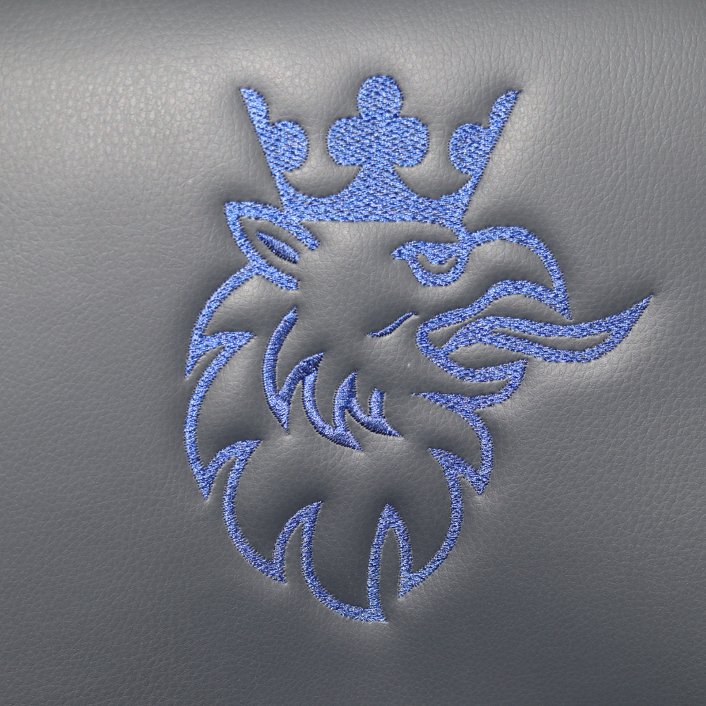 Чохол на сидіння SCANIA R,G,P (2004-2017) водій пілот - пас. складне, сіра шкіра синій велюр Чохол на сидіння SCANIA R,G,P (2004-2017) водій пілот - пас. складне, сіра шкіра синій велюр