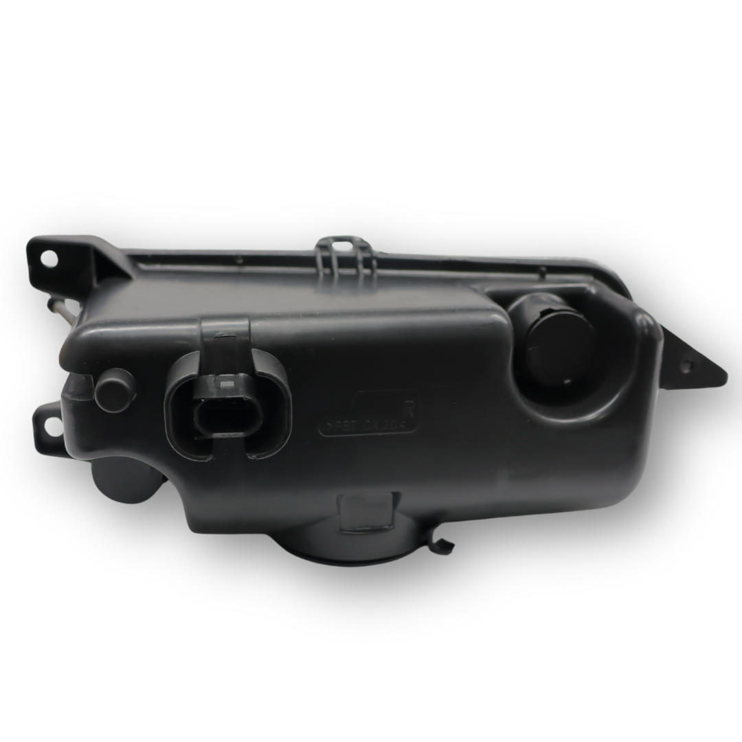 Фара противотуманная MERCEDES ACTROS MP2 (2003 - ...), MP3 (2002 - ...) H3, правая (C.F.BERG) Фара противотуманная MERCEDES ACTROS MP2 (2003 - ...), MP3 (2002 - ...) H3, правая (C.F.BERG)