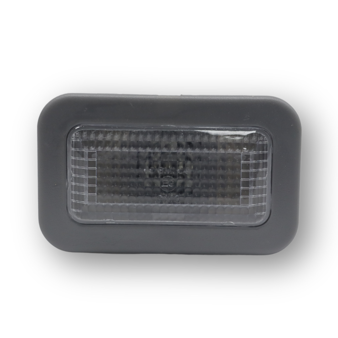 Фонарь на ступеньку MERCEDES ACTROS с разъемом