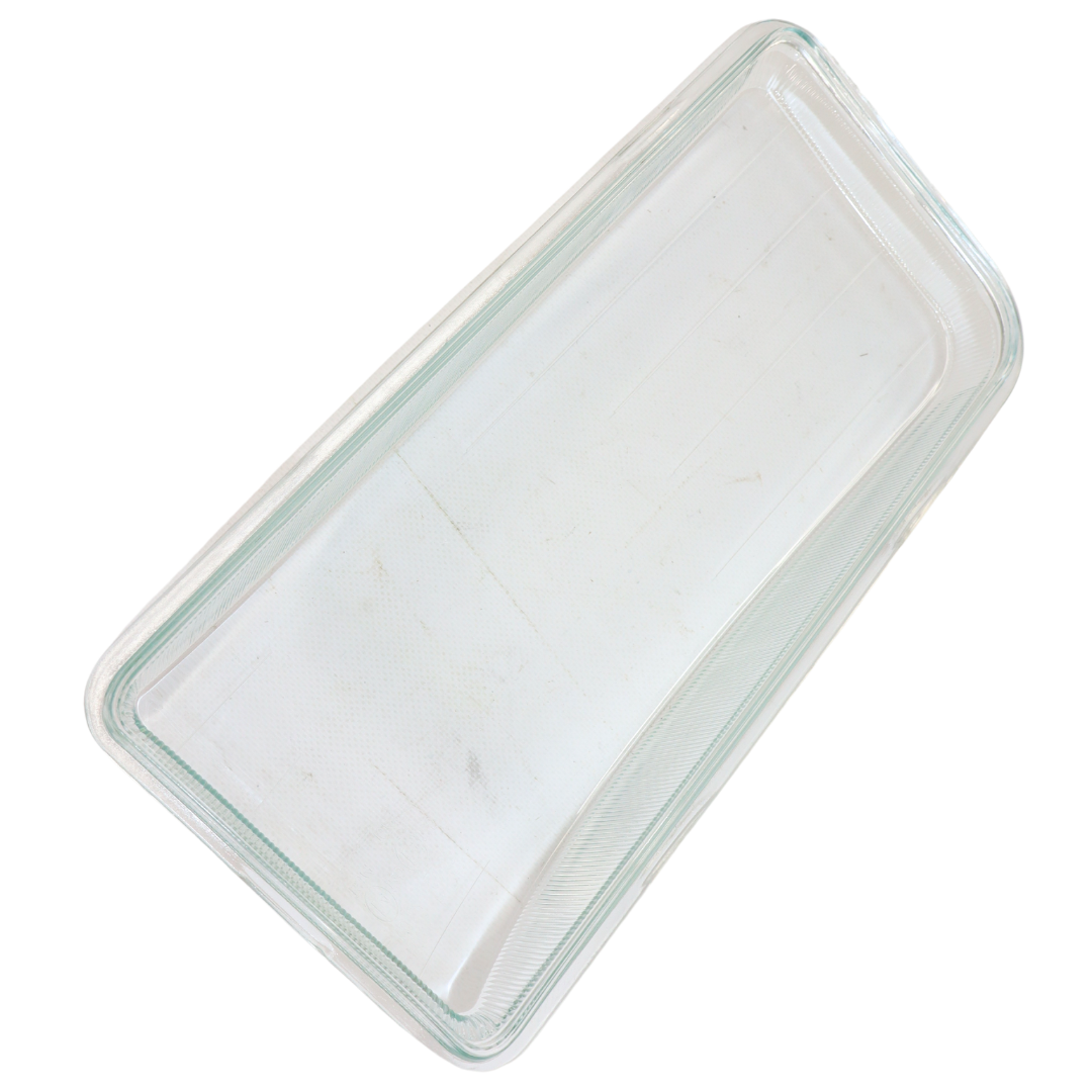 Стекло фары MAN TGA, TGL,TGM, TGS (2000-...) правое (C.F.Berg) Стекло фары MAN TGA, TGL,TGM, TGS (2000-...) правое (C.F.Berg)