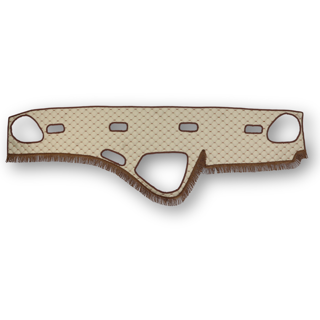 Накидка на торпеду VOLVO FH EURO 5 02-12 бежевая Накидка на торпеду VOLVO FH EURO 5 02-12 бежевая