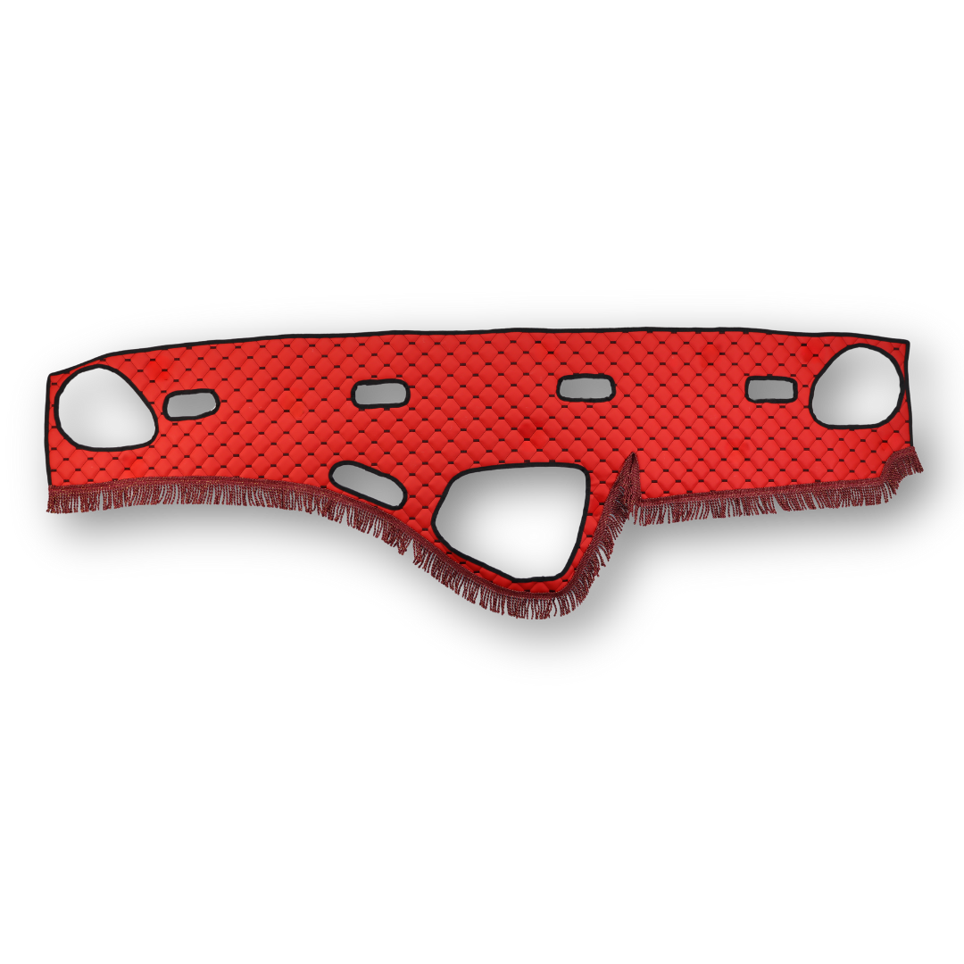 Накидка на торпеду VOLVO FH EURO 5 09-12 червона Накидка на торпеду VOLVO FH EURO 5 09-12 червона