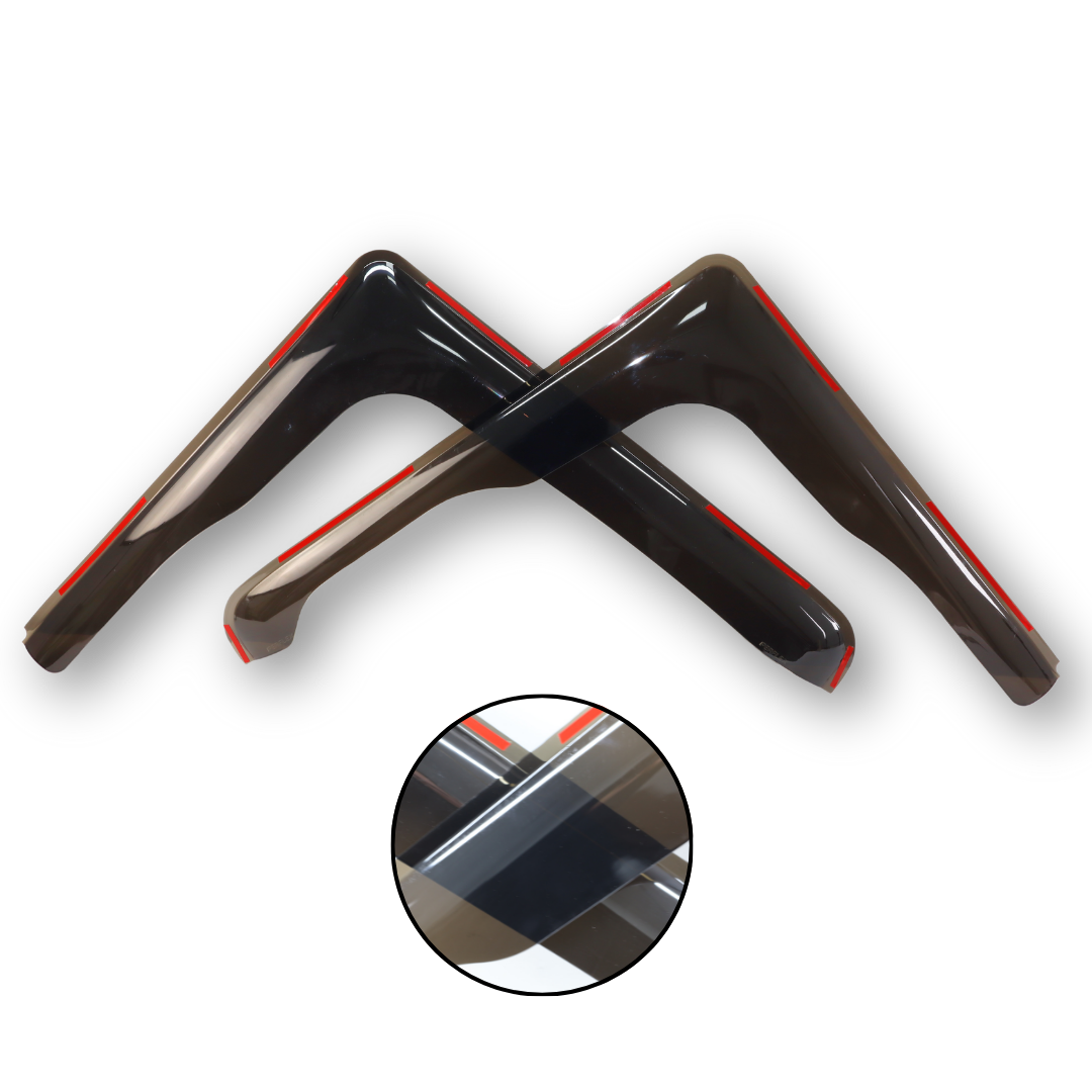 Ветровик DAF XF 106; 2006 +;Черный.Вставной.