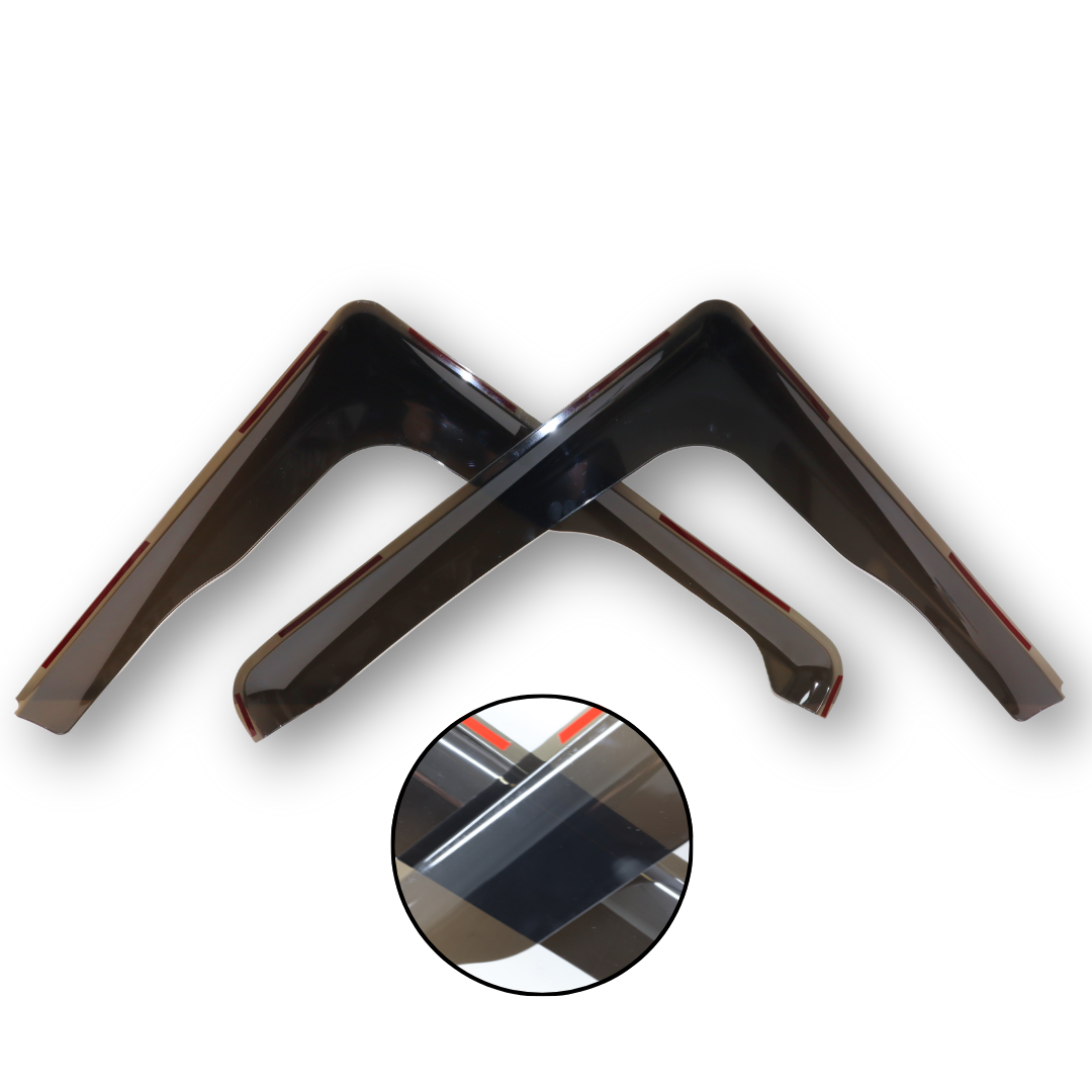 Ветровик DAF XF 106; 2006 +;Черный.Вставной.