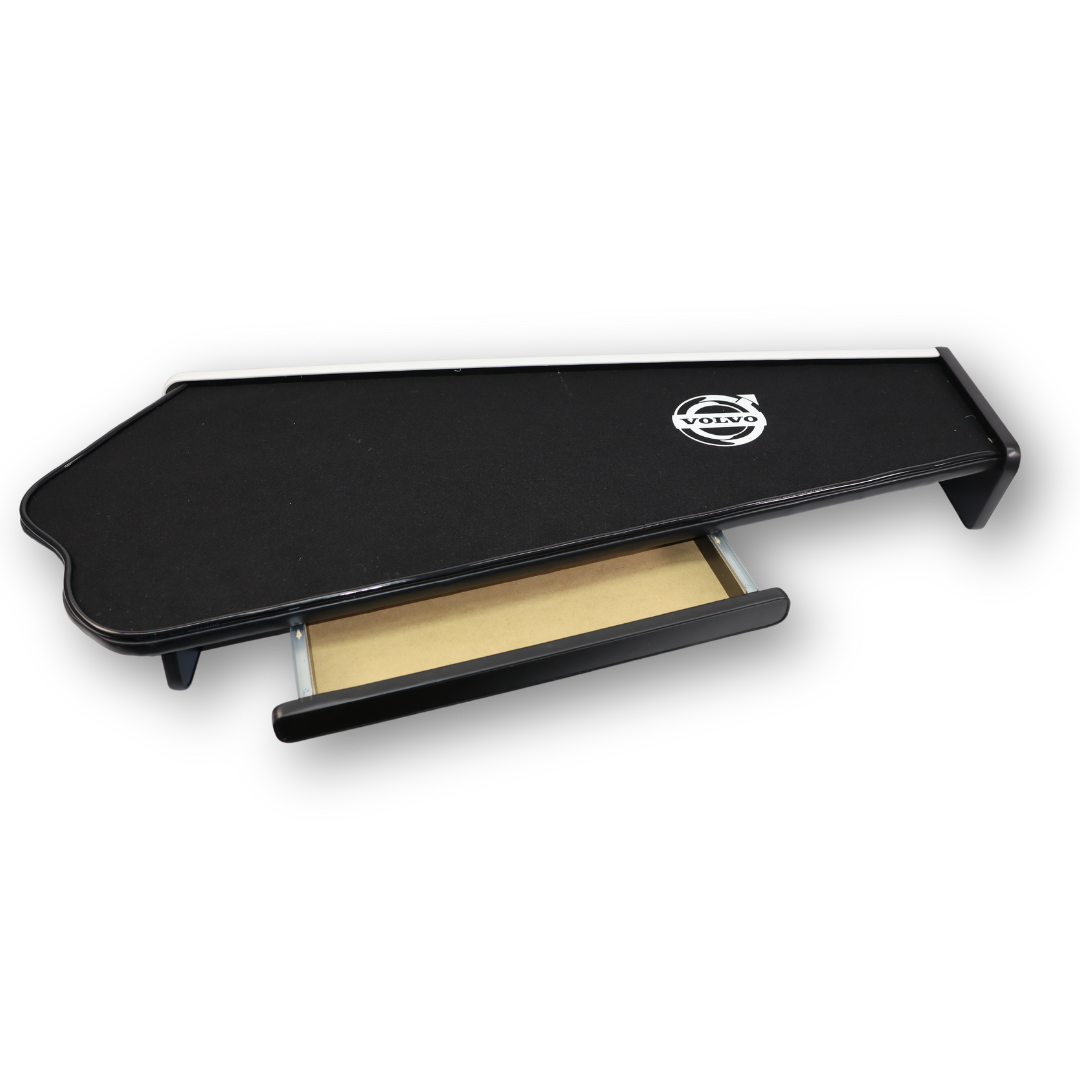 Полка кабины длинная VOLVO FH EURO 6 с 2014гс вырезом под планшет; Graphite Полка кабины длинная VOLVO FH EURO 6 с 2014гс вырезом под планшет; Graphite