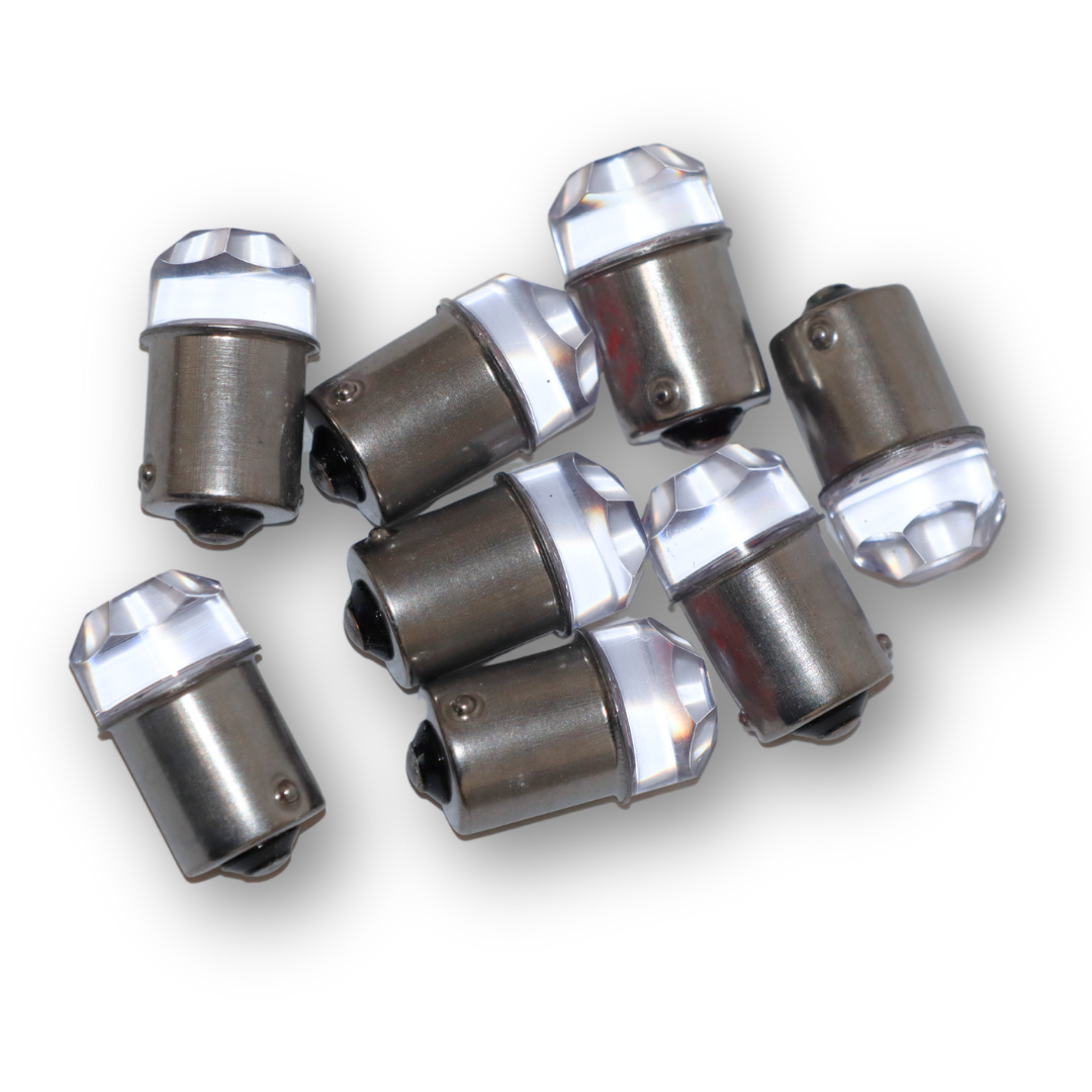 Лампочка LED FLASH 24V 9 диодов красная \ стробоскоп BA15s