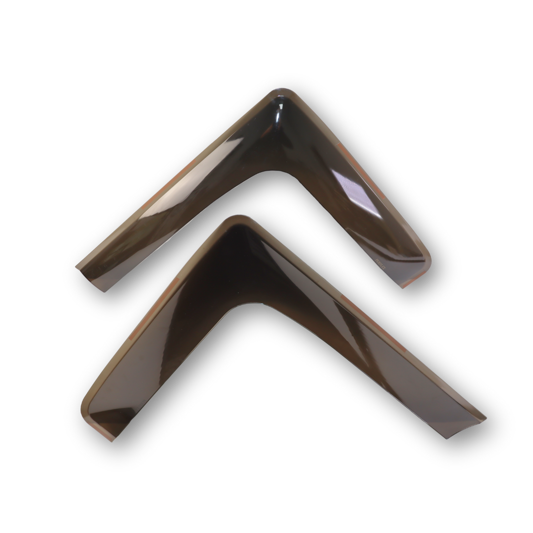 Вітровик IVECO TEK/STAR/STRALIS; 2004+; Чорний.вставний. Вітровик IVECO TEK/STAR/STRALIS; 2004+; Чорний.вставний.