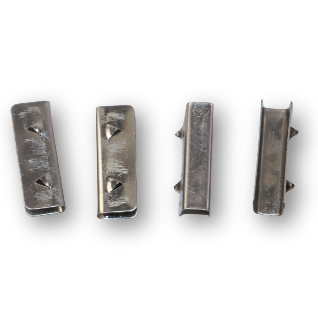 Вітровик IVECO TEK/STAR/STRALIS; 2004+; Чорний.вставний. Вітровик IVECO TEK/STAR/STRALIS; 2004+; Чорний.вставний.