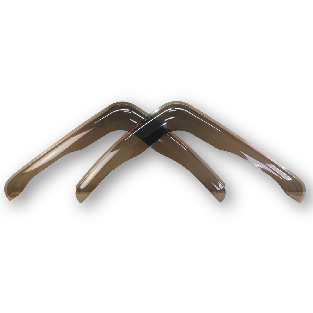 Ветровик MERCEDES ACTROS MP4 ; 2012 +;Черный.Накладной. Ветровик MERCEDES ACTROS MP4 ; 2012 +;Черный.Накладной.