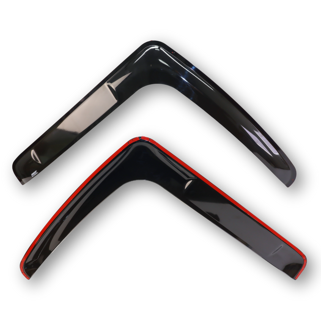 Ветровик MAN TGA ; 2000-2009;Черный.Накладной. Ветровик MAN TGA ; 2000-2009;Черный.Накладной.