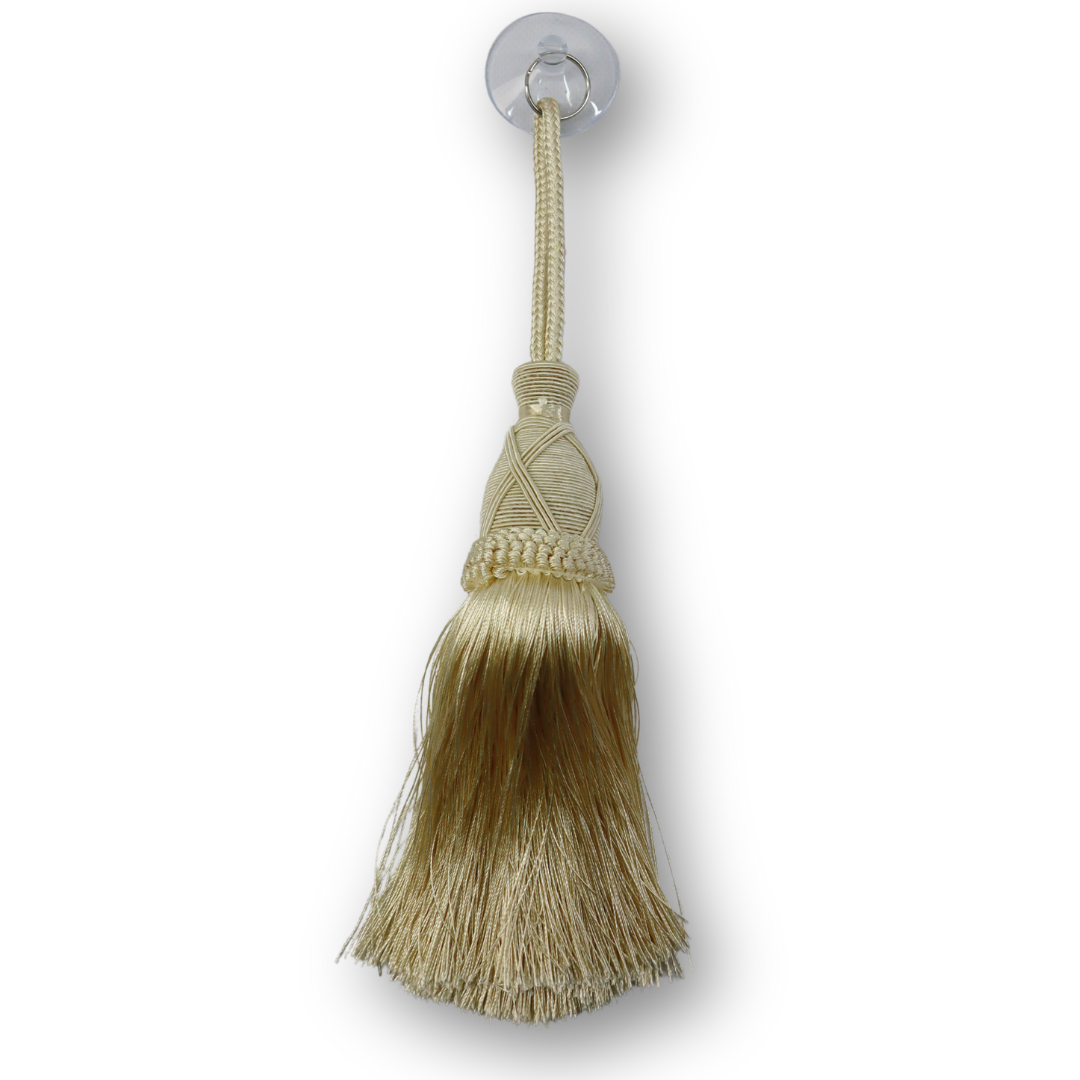 Кисточка из пряжи на верёвке XL бежевая с присоской Кисточка из пряжи на верёвке XL бежевая с присоской
