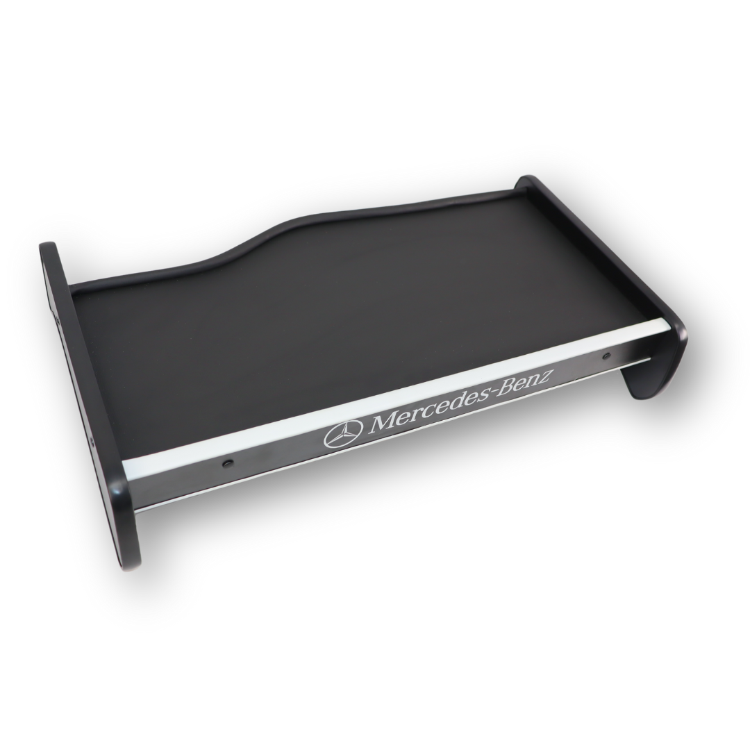 Полка кабины Mercedes ATEGO (1997-2004) Экокожа Полка кабины Mercedes ATEGO (1997-2004) Экокожа