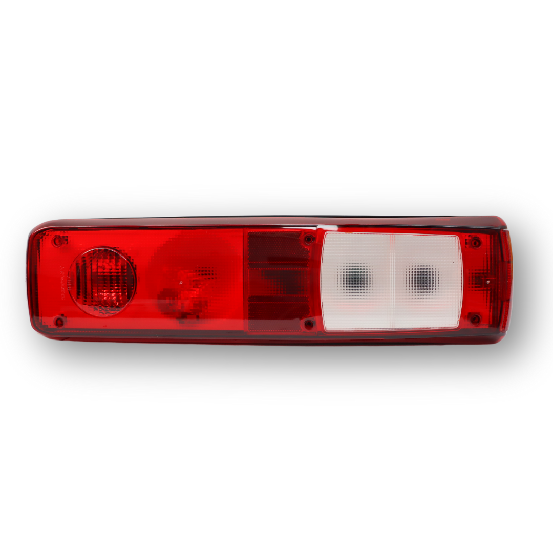 Фонарь задний RENAULT PREMIUM I / II - MAGNUM - KERAX (2006→) \правый\ с разъемом AMP
