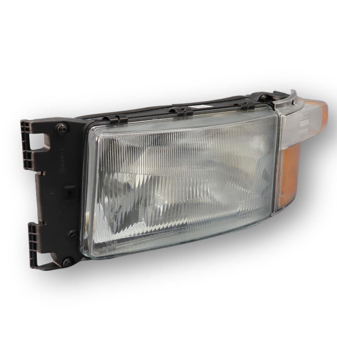 Фара SCANIA 114, 124, R, P, G (1996-2019) с указателем поворота, левая (TANGDE) Фара SCANIA 114, 124, R, P, G (1996-2019) с указателем поворота, левая (TANGDE)