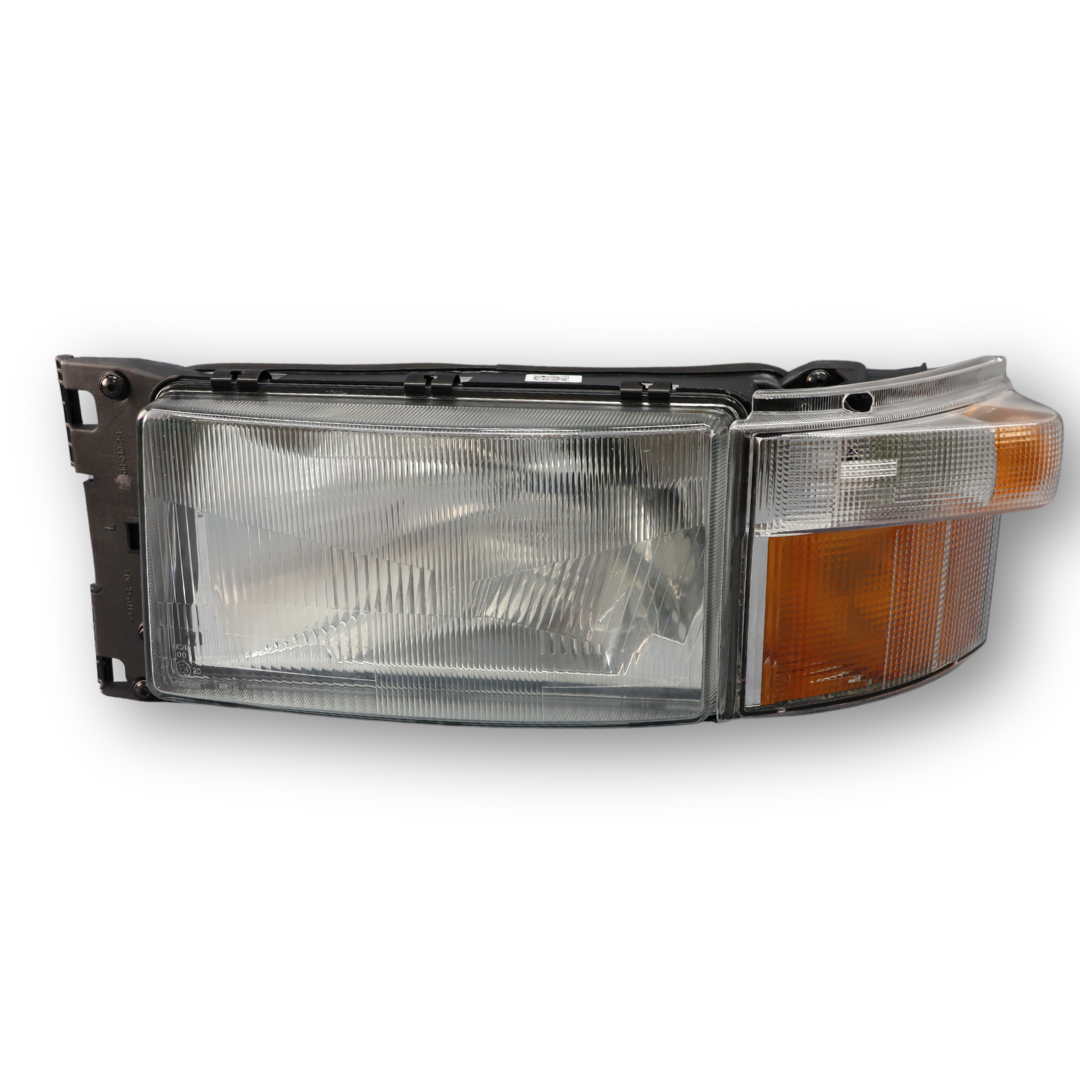 Фара SCANIA 114, 124, R, P, G (1996-2019) с указателем поворота, левая (TANGDE) Фара SCANIA 114, 124, R, P, G (1996-2019) с указателем поворота, левая (TANGDE)