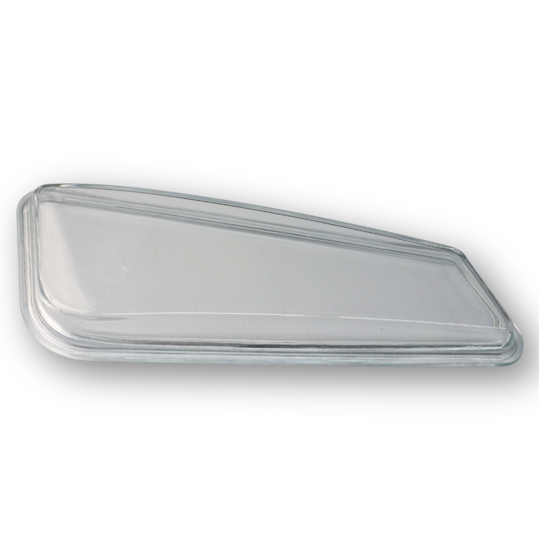 Стекло противотуманной фары VOLVO FH, FH16, FM с 2005, правое (TANGDE) Стекло противотуманной фары VOLVO FH, FH16, FM с 2005, правое (TANGDE)